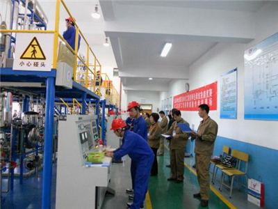 中控科技為2010年全國(guó)石油和化工職業(yè)院校學(xué)生化工總控工職業(yè)技能競(jìng)賽保駕護(hù)航